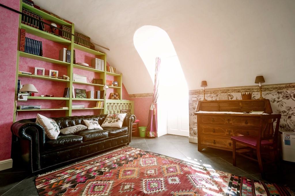 La Finestra Sul Cortile Apartment Aosta Exterior photo